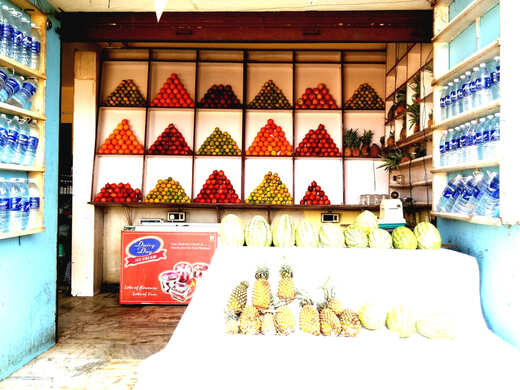 Hotel Jagan fruit stall Karaikudi